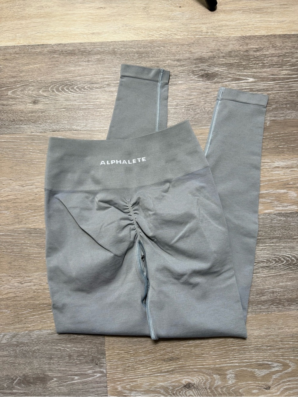 Alphalete Amplify Gray Leggings